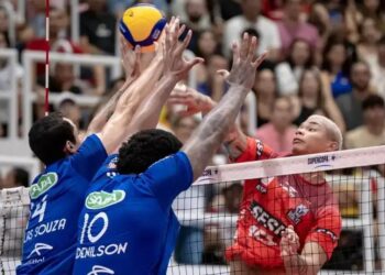 Sada Cruzeiro e Sesi Bauru se enfrentam na semifinal do Sul-americano