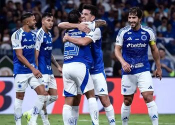 Cruzeiro se destaca com 100% de aproveitamento como mandante no Brasileirão 2025