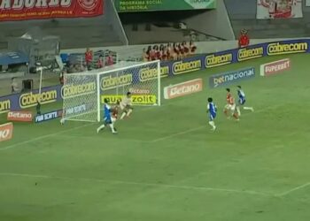 Cruzeiro avança na Copa do Brasil com vitória de 3 a 0 sobre o Vila Nova