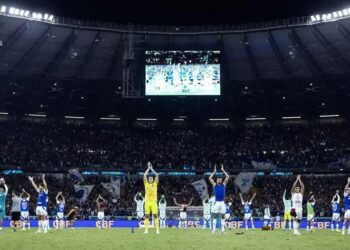 Cruzeiro suspende venda de ingressos após críticas; detalhe do confronto