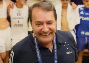 Discurso emocionante de Pedro Lourenço celebra vitória do Cruzeiro sobre o Flamengo