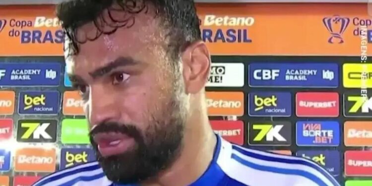 Fabrício Bruno comenta empate sem gols no primeiro tempo entre Vila Nova e Cruzeiro