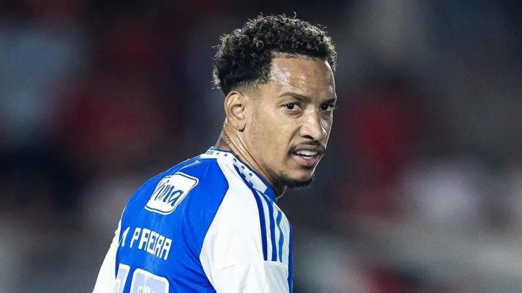 Matheus Pereira é escolhido a grande estrela na vitória do Cruzeiro sobre o Vila Nova