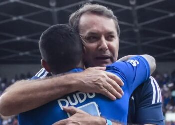 Pedro Lourenço comenta sobre Dudu e a fase de crescimento do Cruzeiro