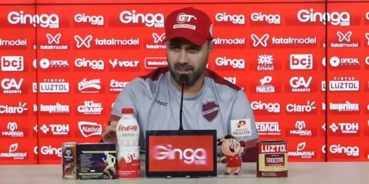 Rafael Lacerda, técnico do Vila Nova, comenta sobre a Copa do Brasil contra o Cruzeiro