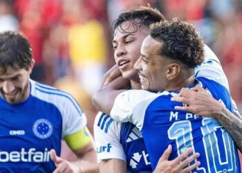 Torcida do Cruzeiro elege Kaio Jorge e Matheus Pereira como craques na goleada sobre o Sport